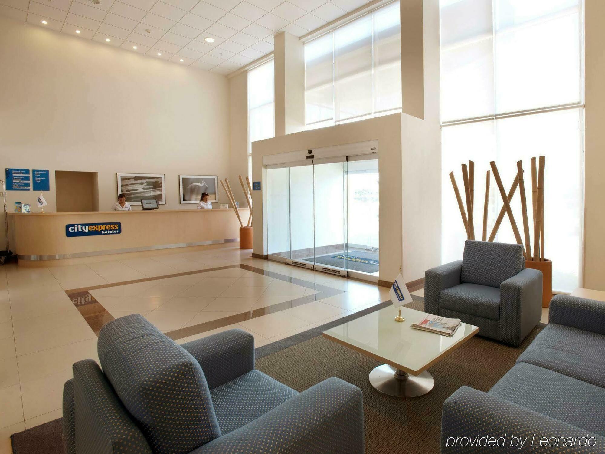 City Express By Marriott Culiacán Buitenkant foto